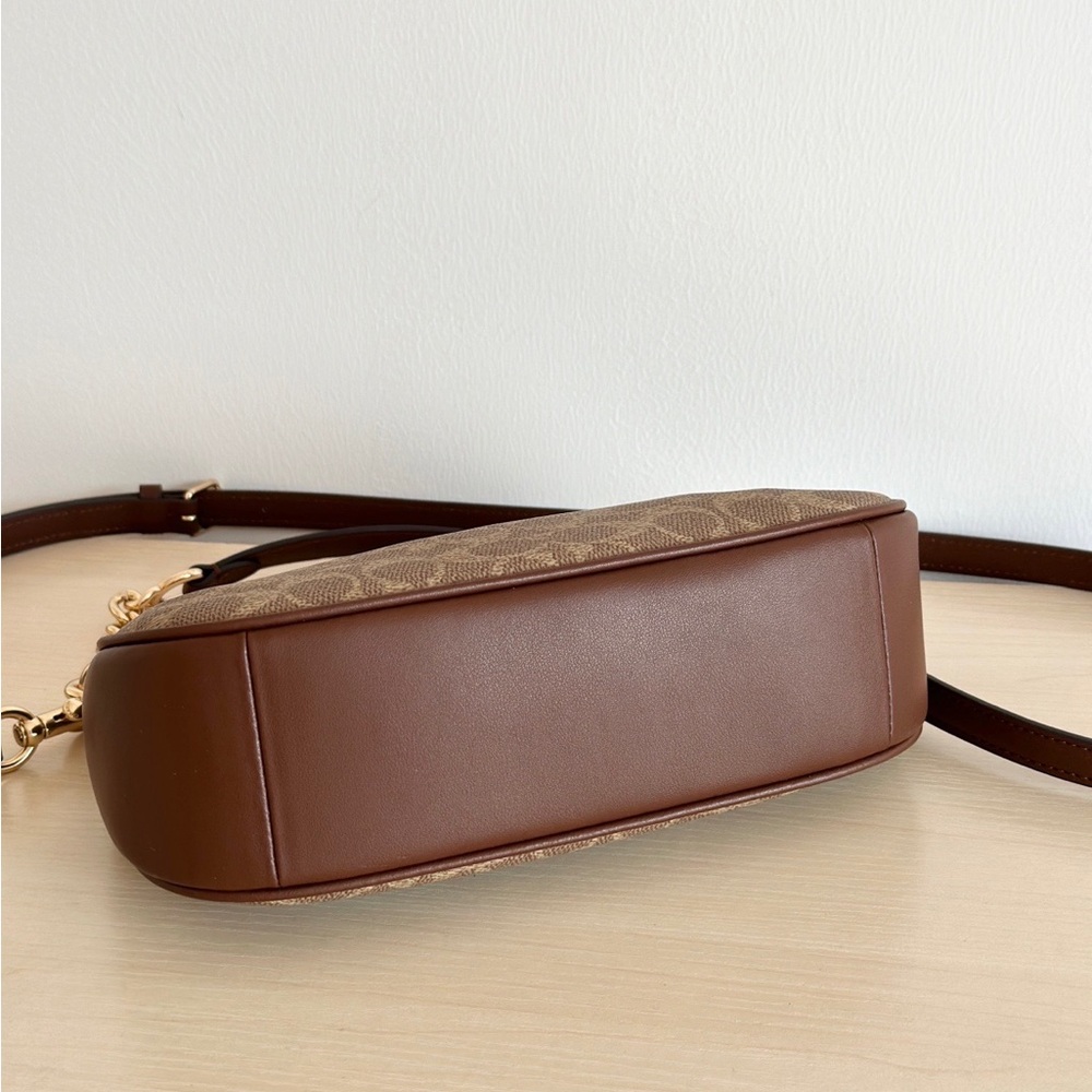 😍😍😍Teri Coach shoulder bag brown - Picture 8 of 8